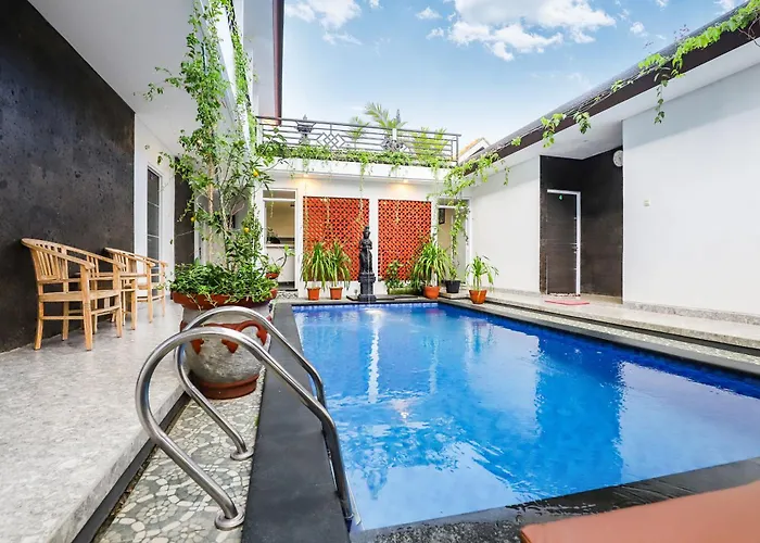 White Blue House 7 -pvt Room, Shared Pool&kitchen