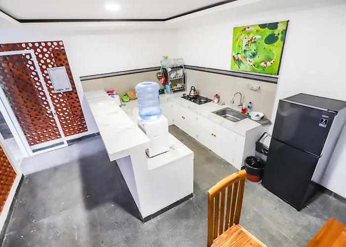 White Blue House 7 -pvt Room, Shared Pool&kitchen Gasthof