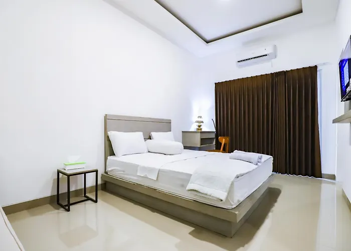Gasthof White Blue House 7 -pvt Room, Shared Pool&kitchen 4*